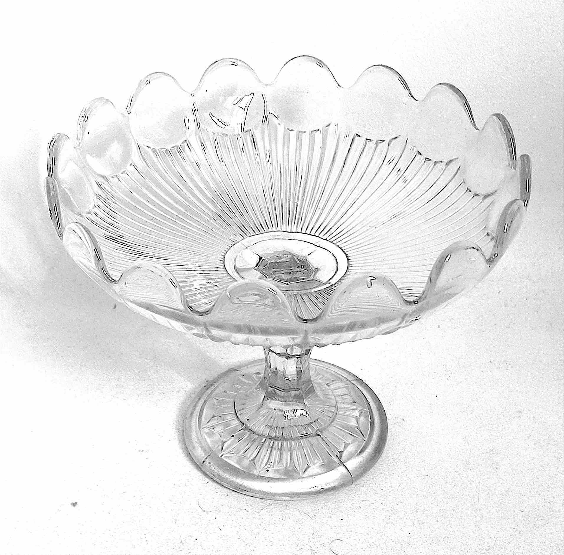 1930s Fruit Bowl Height 17 cm