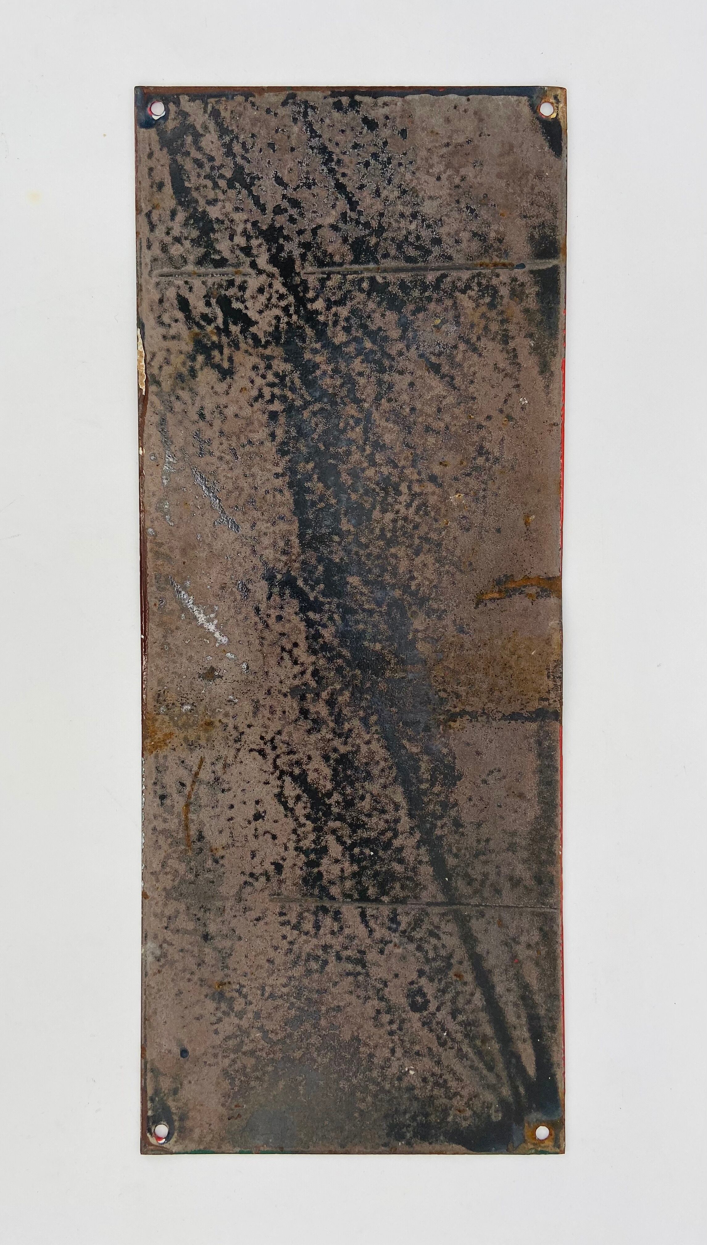 Red enamelled plaque "Smoking defense"