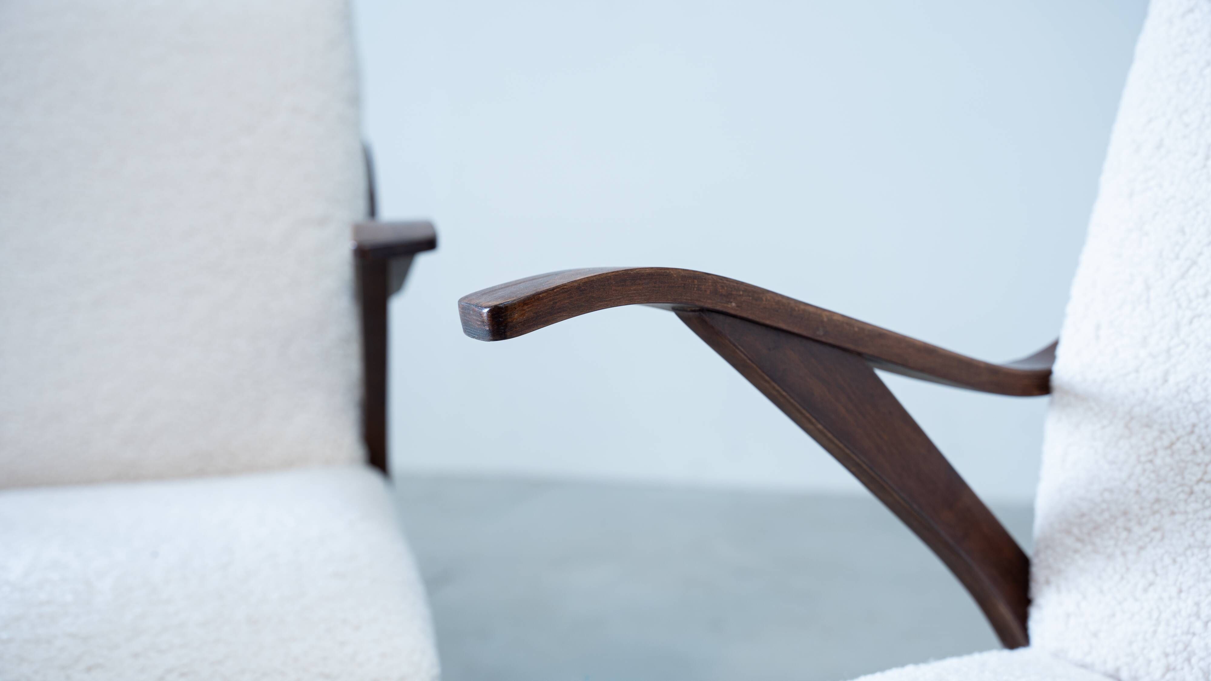 Set of two elegant lounge chairs