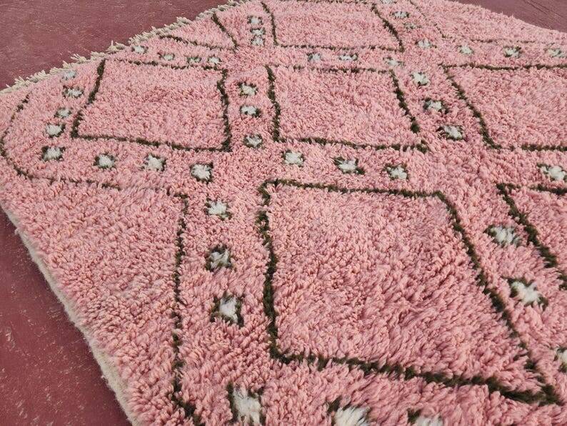 Moroccan geometric rug pink 150/250cm