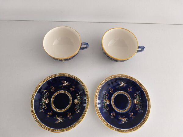 Duo de grandes tasses et sous-tasses faïence de Gien - Renaissance