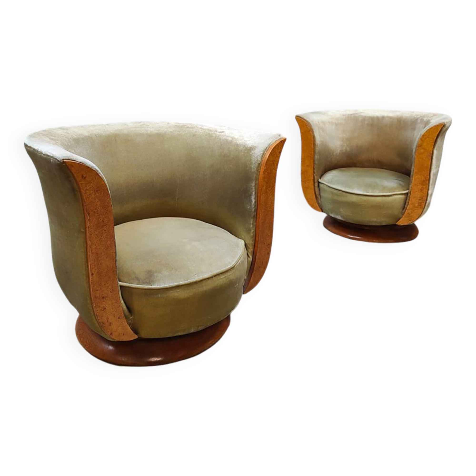 Pair of Art Deco "Tulip" armchairs from the "Le Malandre" hotel