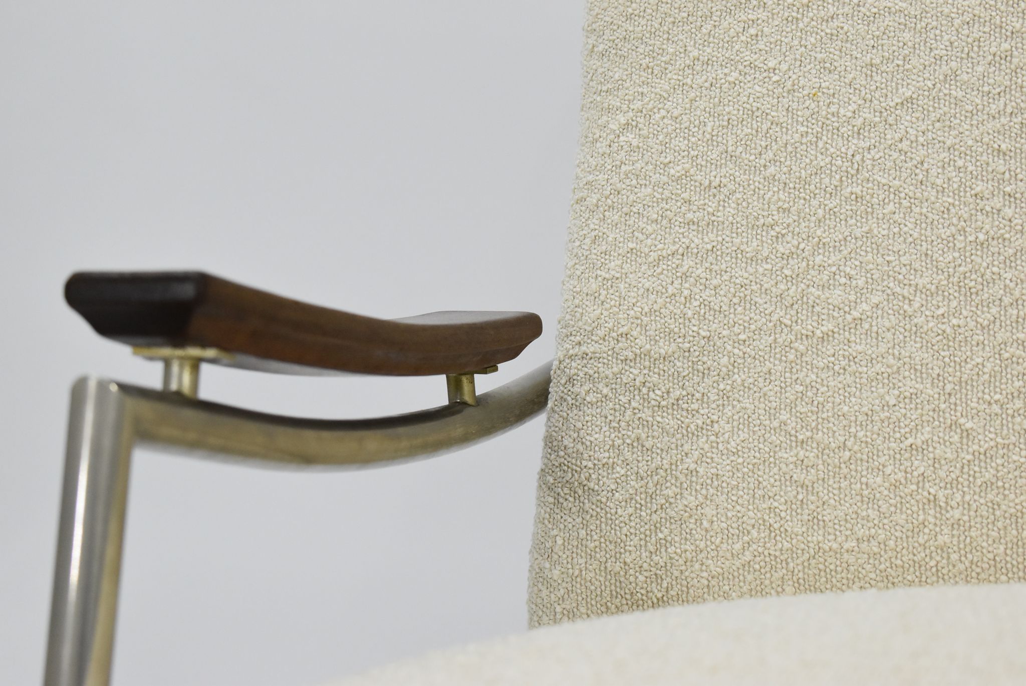 Canapé Danemark années 1960 bouclé beige