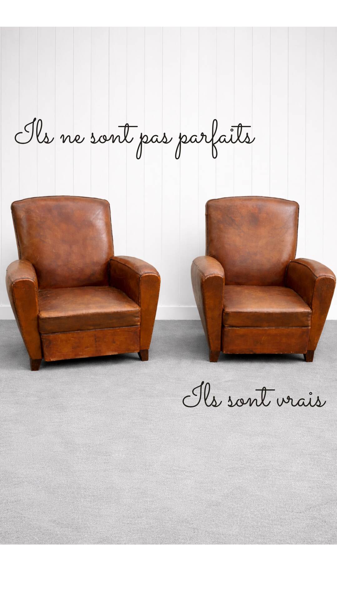 Pair of leather club armchairs – Mid-20th century