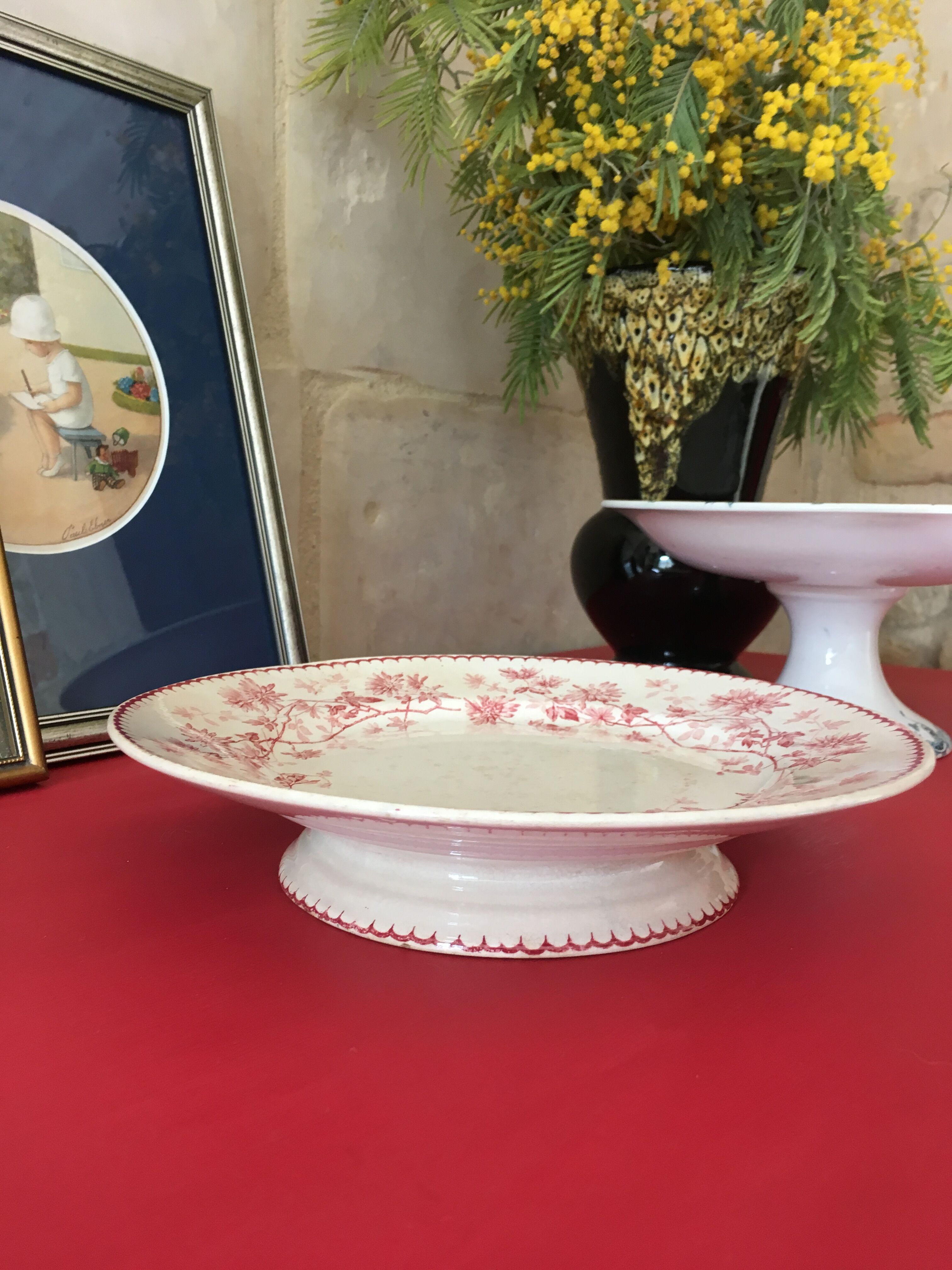 Plate mounted Land of Iron Mignardise