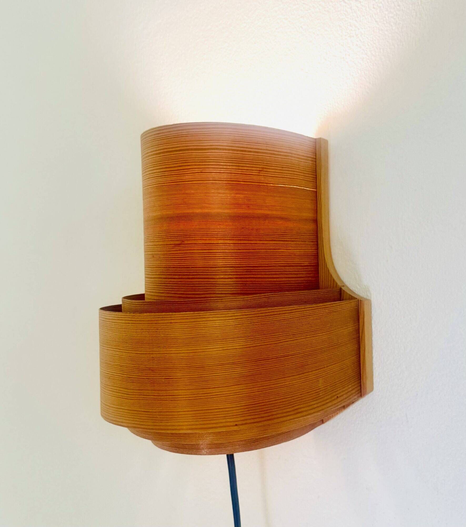 Pine Veneer Curved Layered Wall Lamp By Translandia, Denmark 1960S