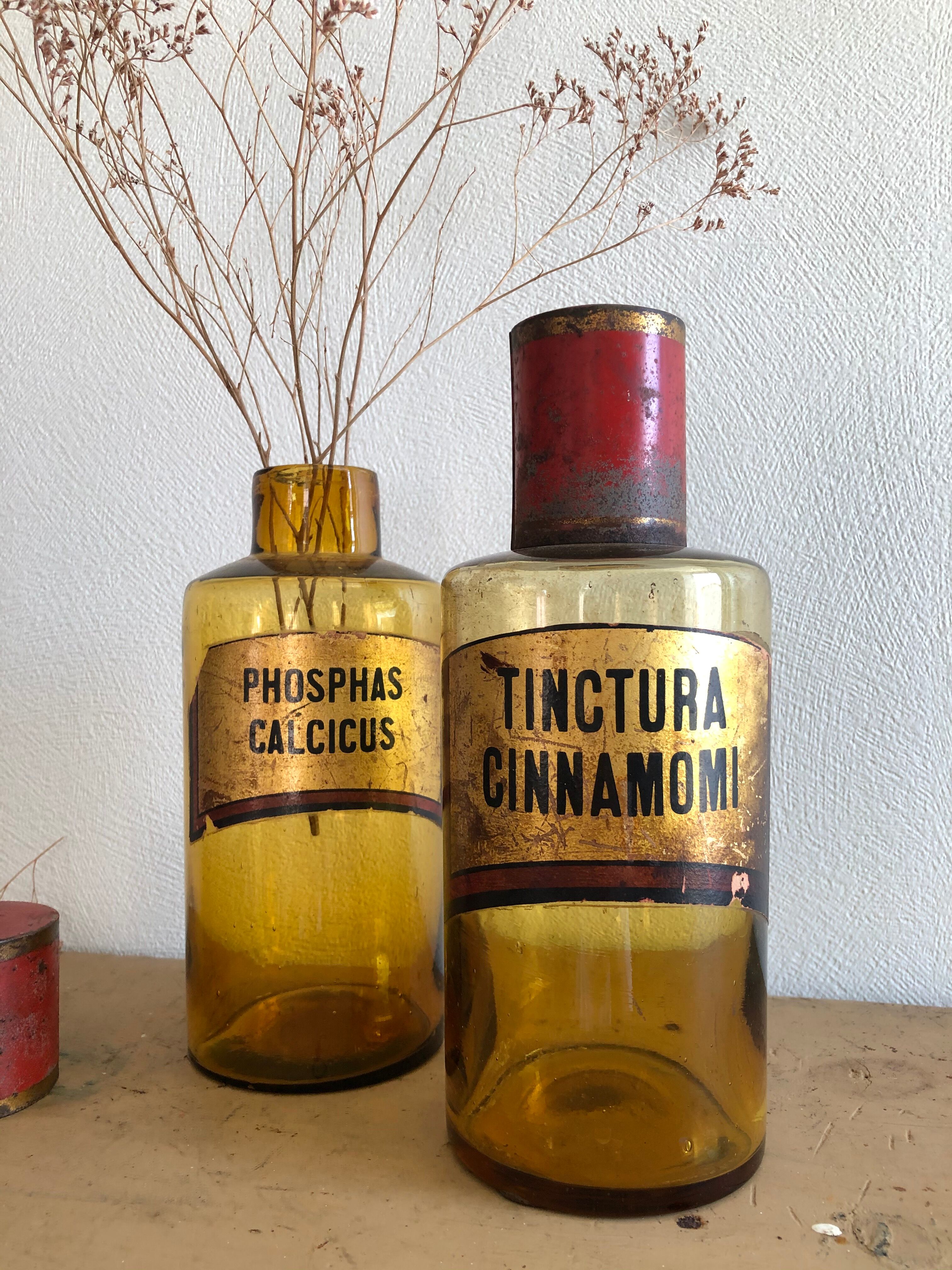 Lots of old brown glass pharmacy jars bottles