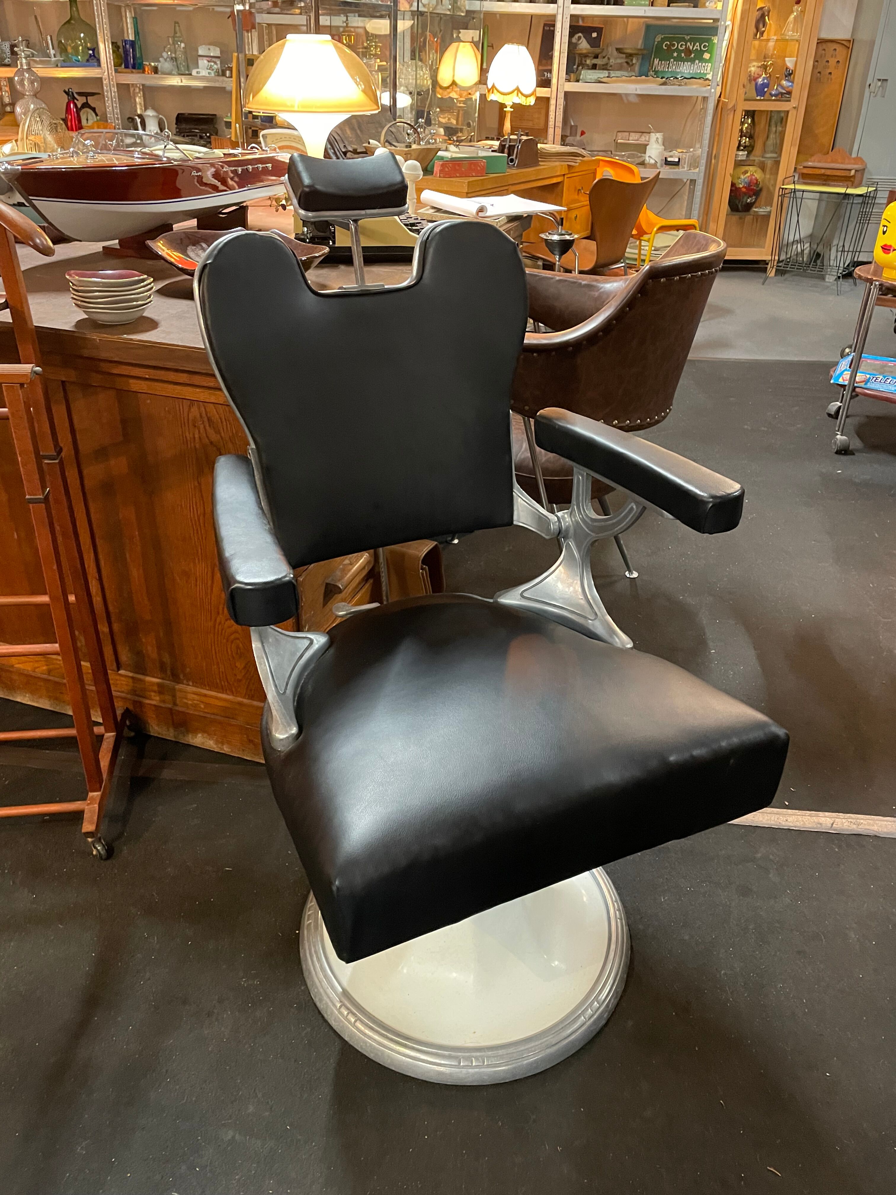 Barber's armchair