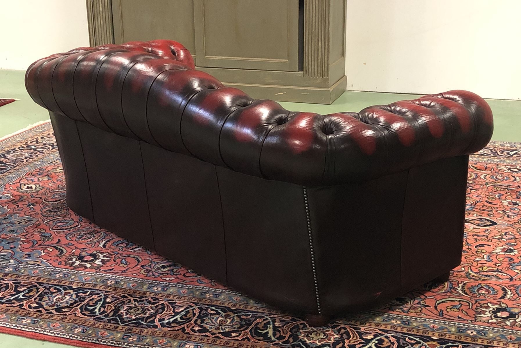 Red leather Chesterfield sofa - 70s