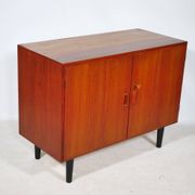 Buffet des années 60 en teck par Børge Mogensen pour Søborg Møbelfabrik.
