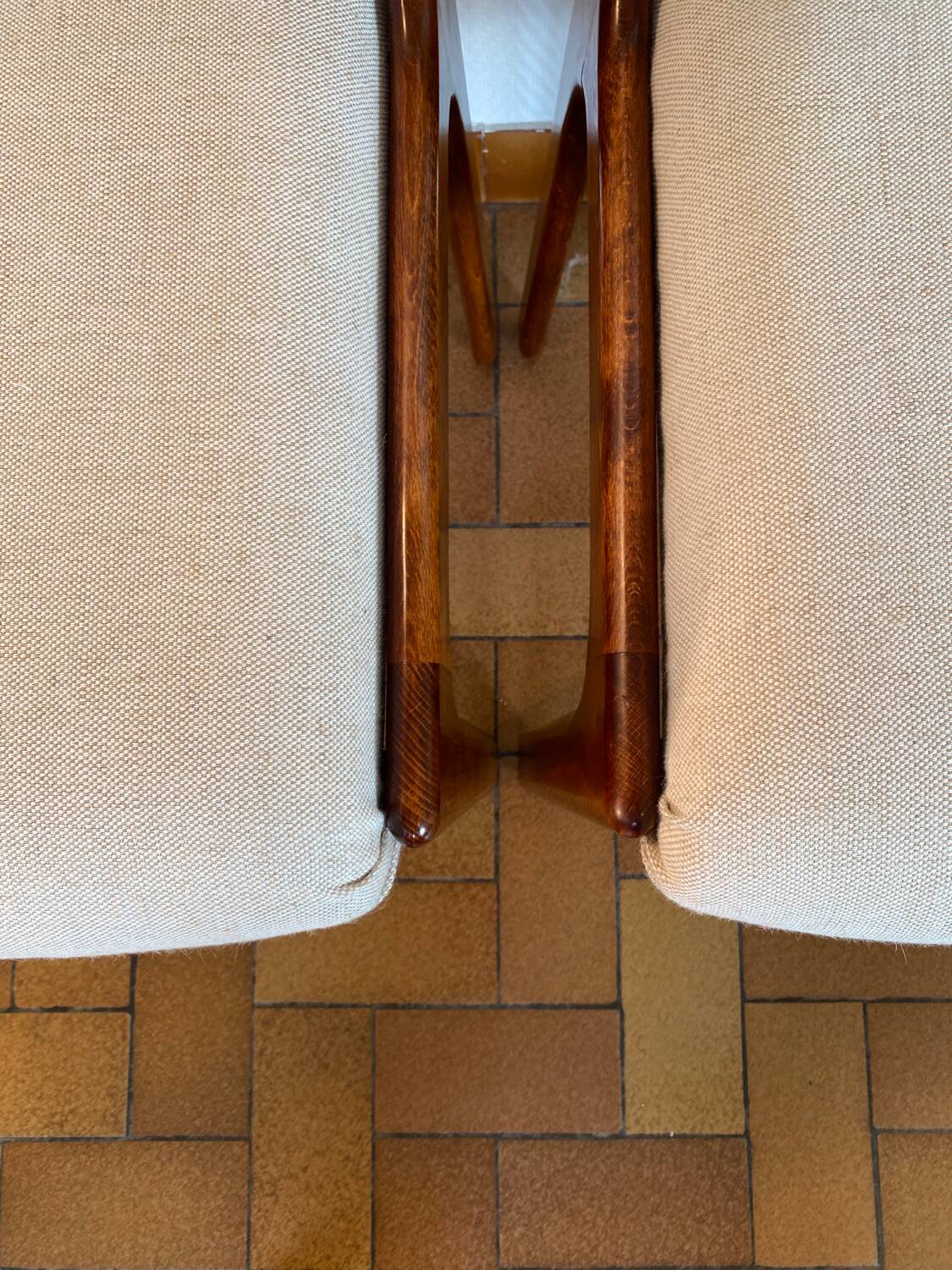 Suite de 4 chaises de style scandinave