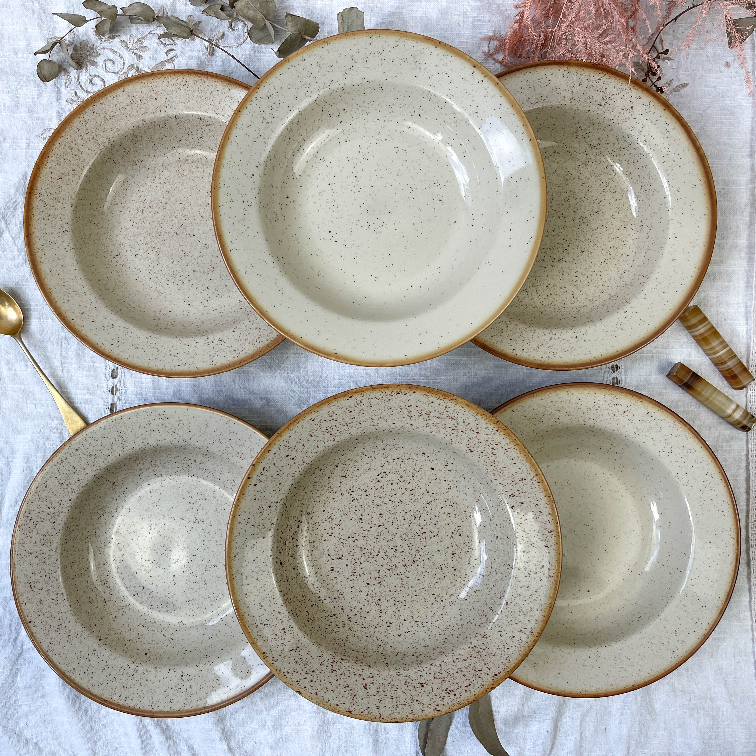 6 Tulowice stoneware soup plates