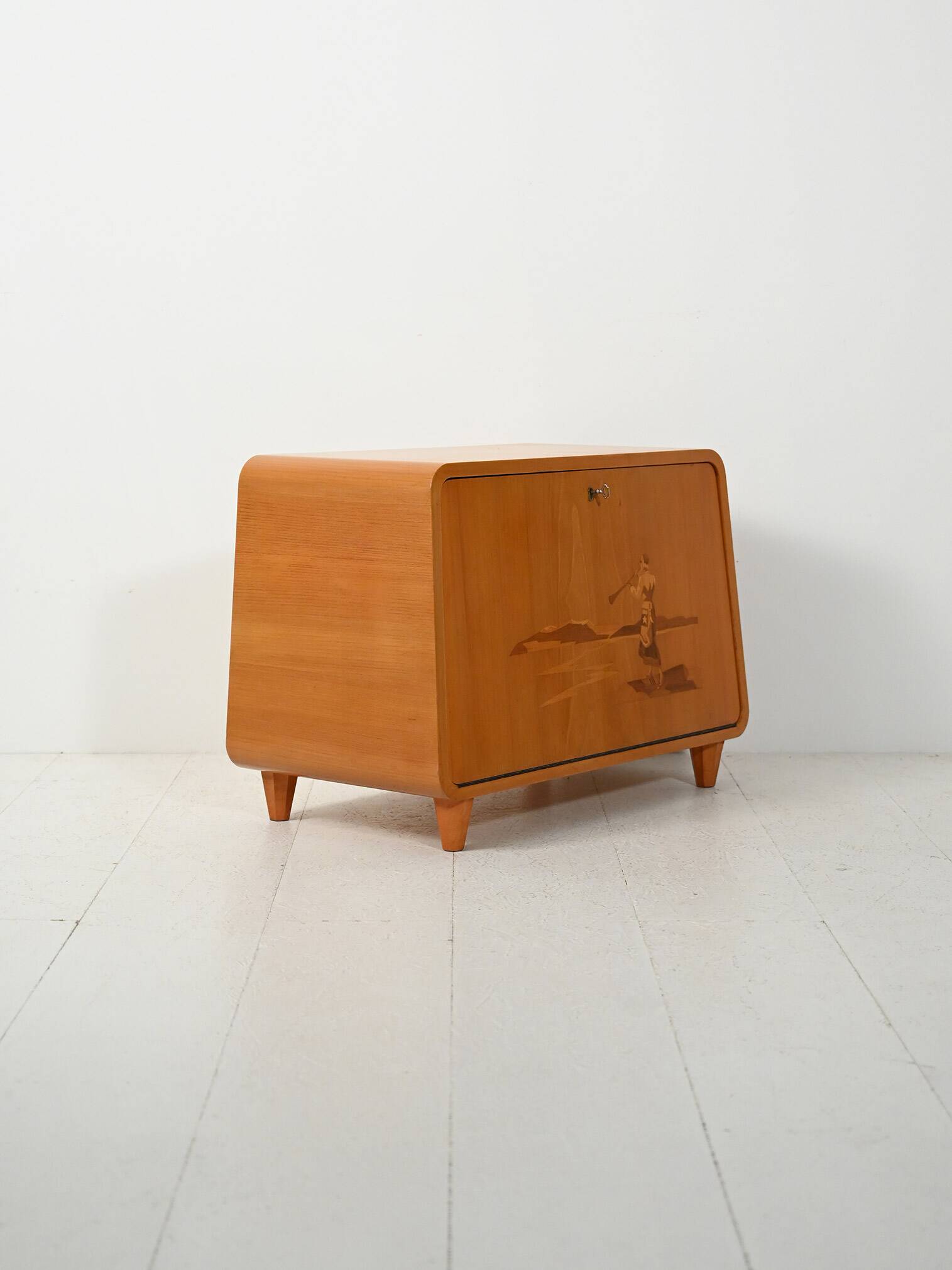 Scandinavian 1940s elm cabinet with inlay