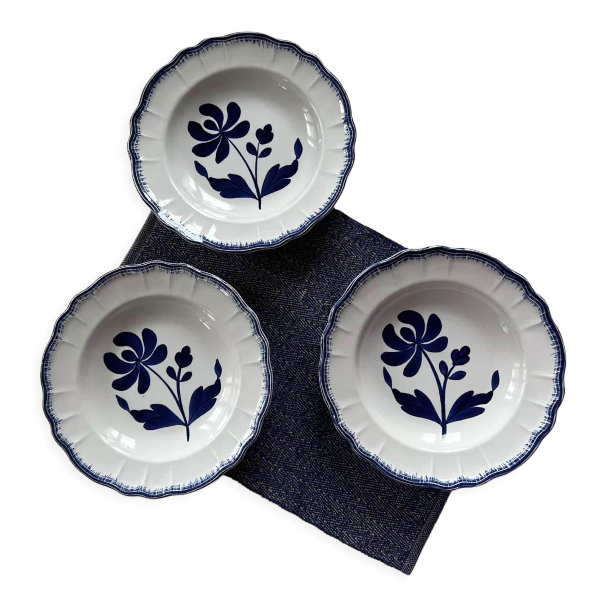 Set of 3 hollow plates Thebes Salins blue