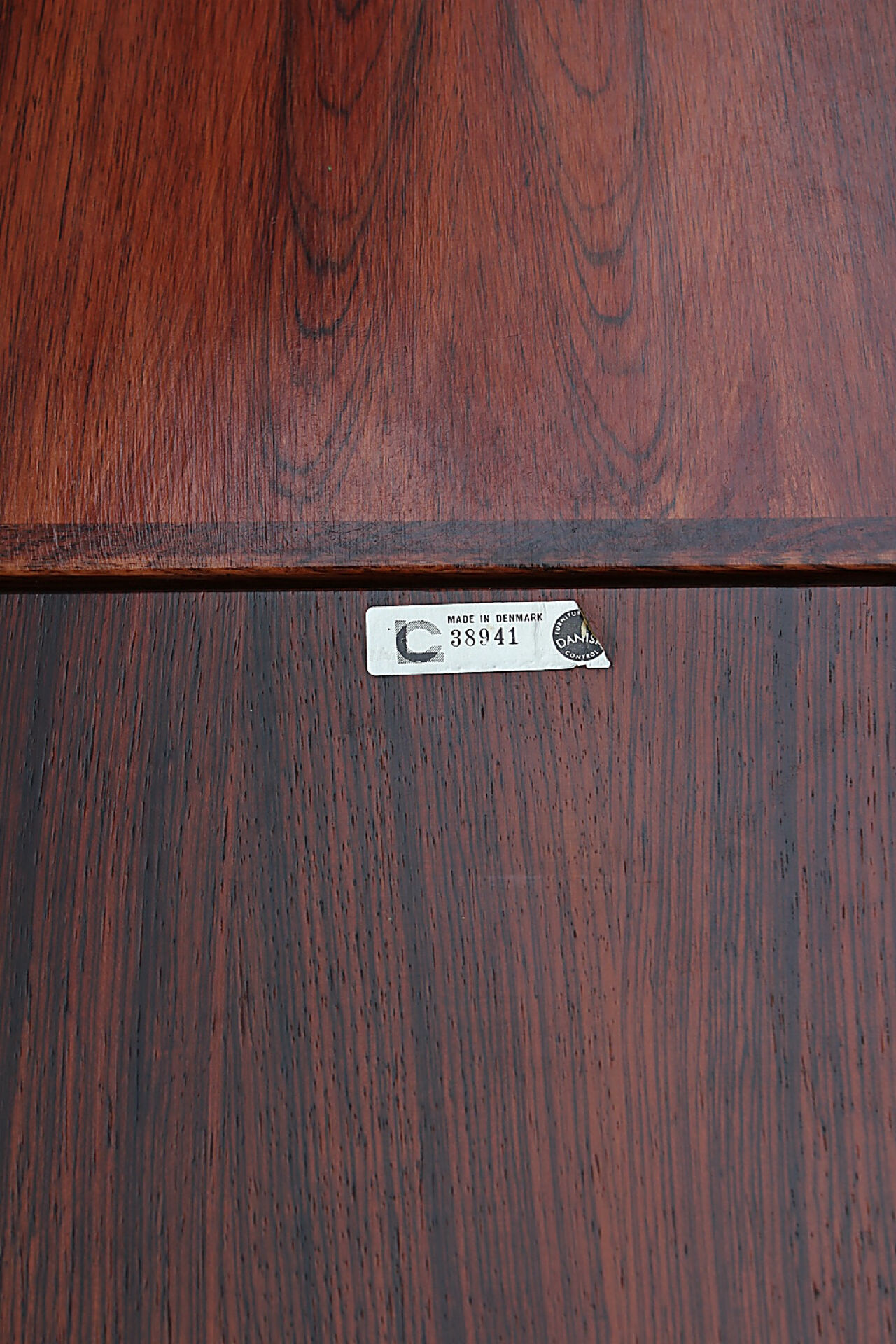 Rosewood table from the 1960s by Johannes Andersen.