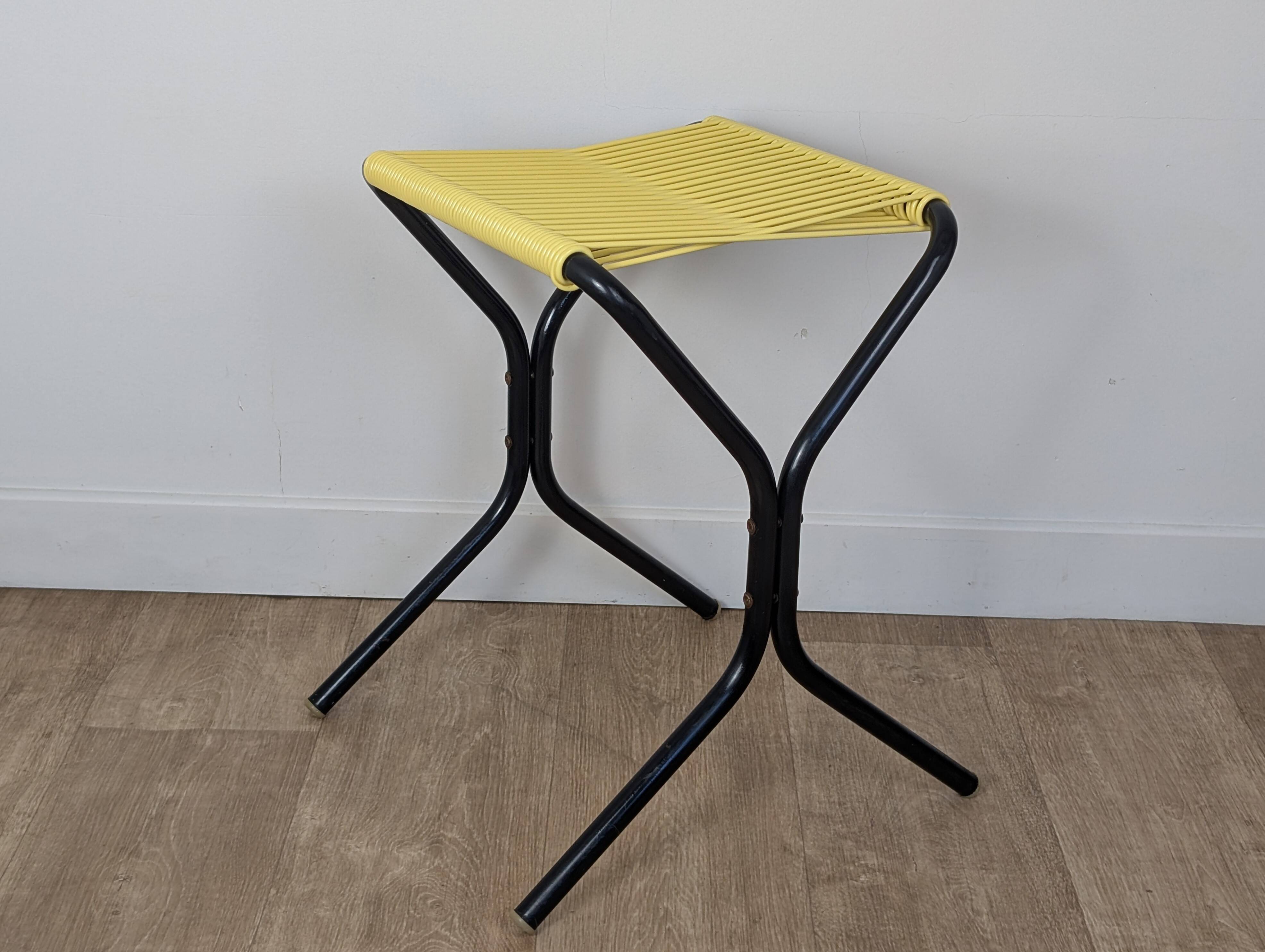 Vintage Scoubidou Stool