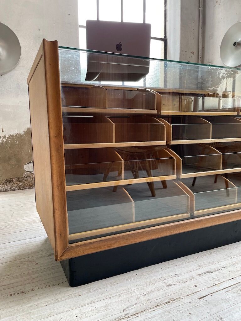 Glass trading post 50s