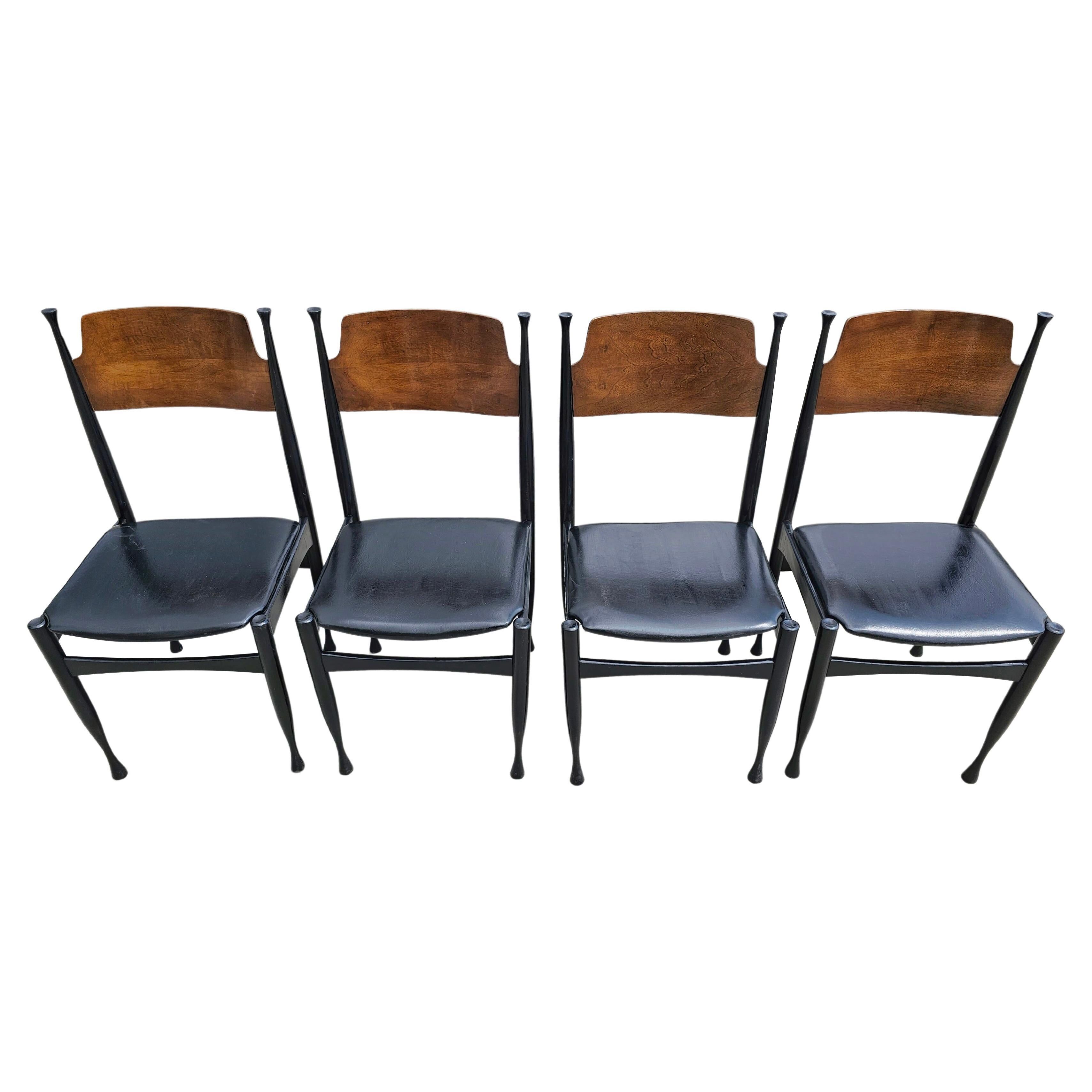 Set of 4 Mid-Century dining chairs by Paolo Buffa, 1960s.
