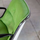 Pair of executive armchairs by Charles Pollock for Knoll
