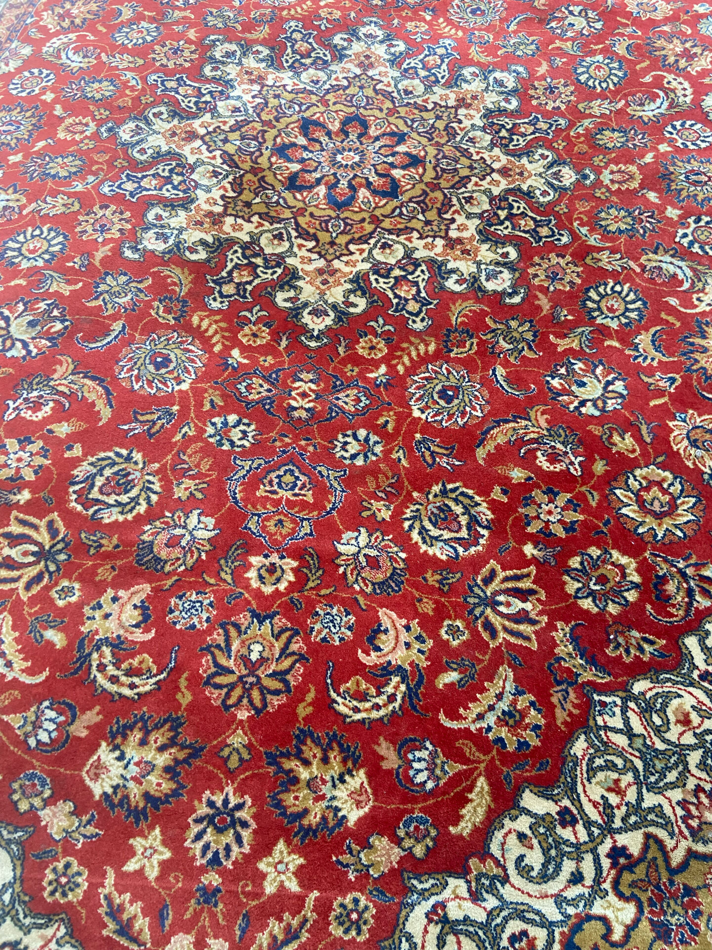 Large Persian carpet made of wool from the 1970s.