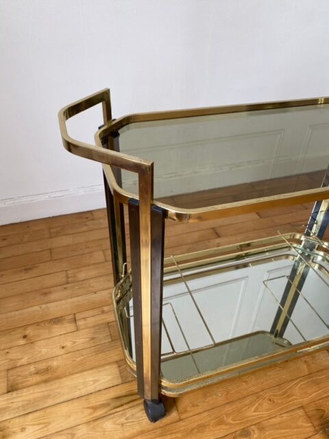 Gold metal dessert and smoked glass