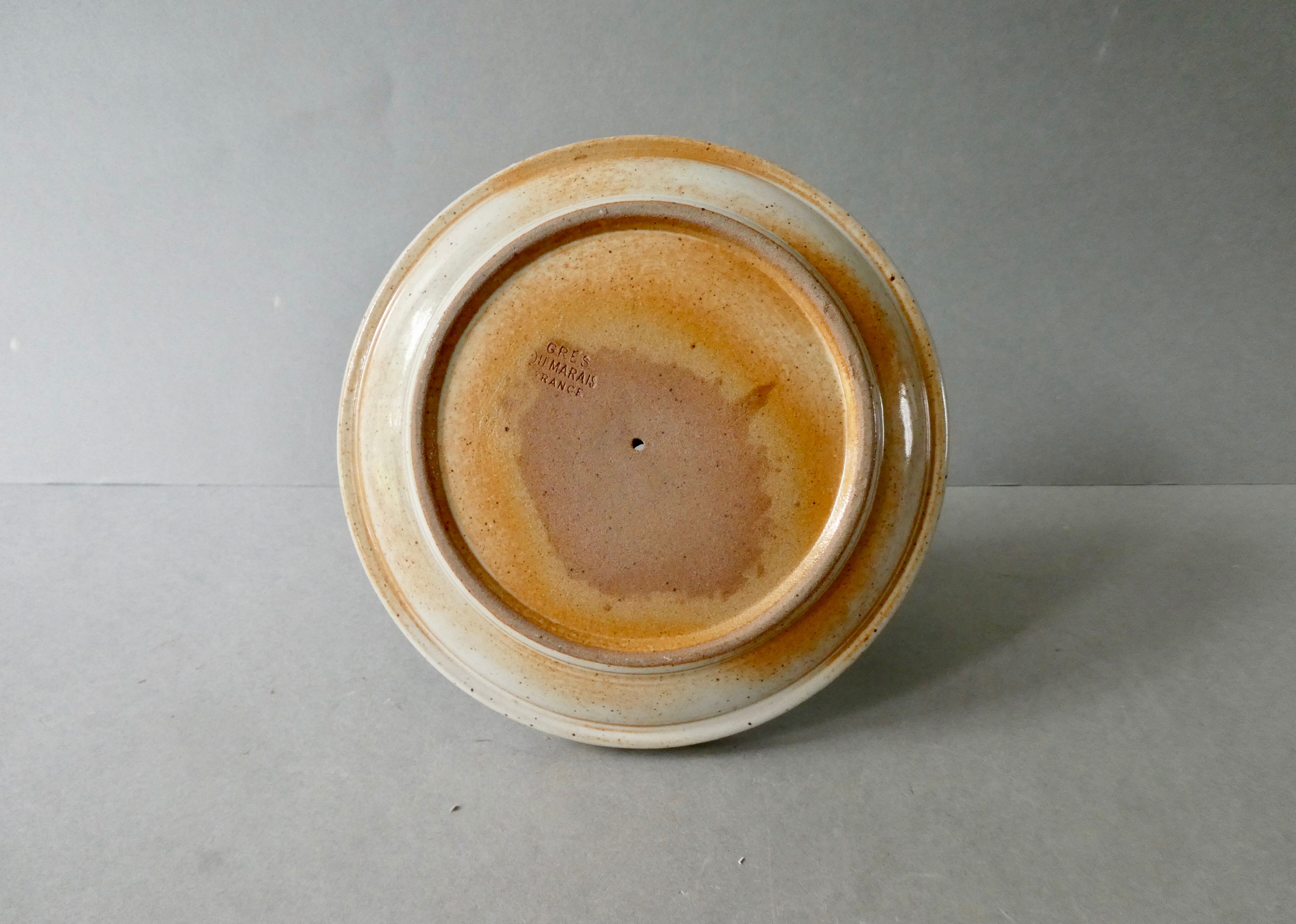 Candlestick cellar rat sandstone of the Marais