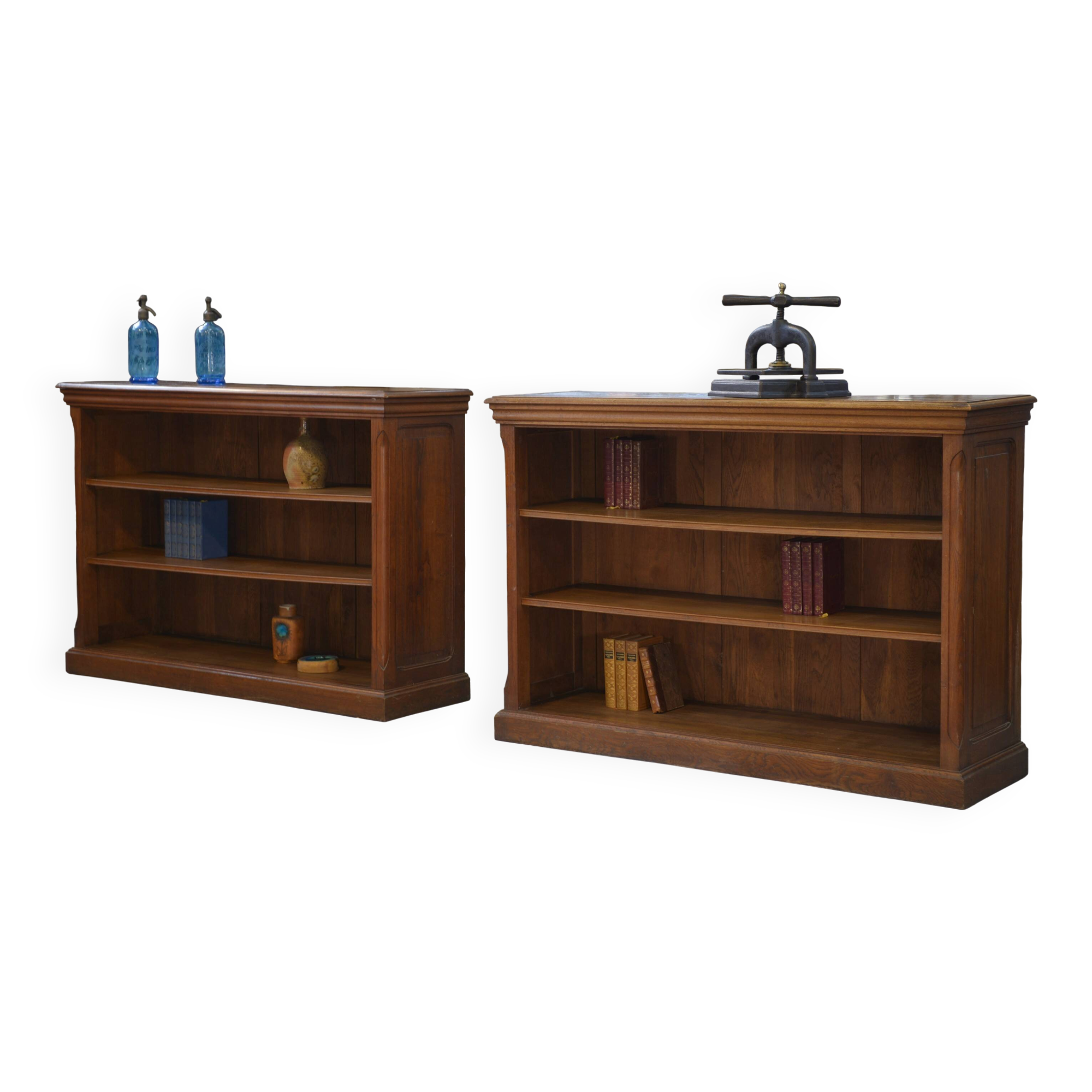 Pair of solid oak bookshelves from the 1920s.