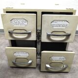Strafor metal locker