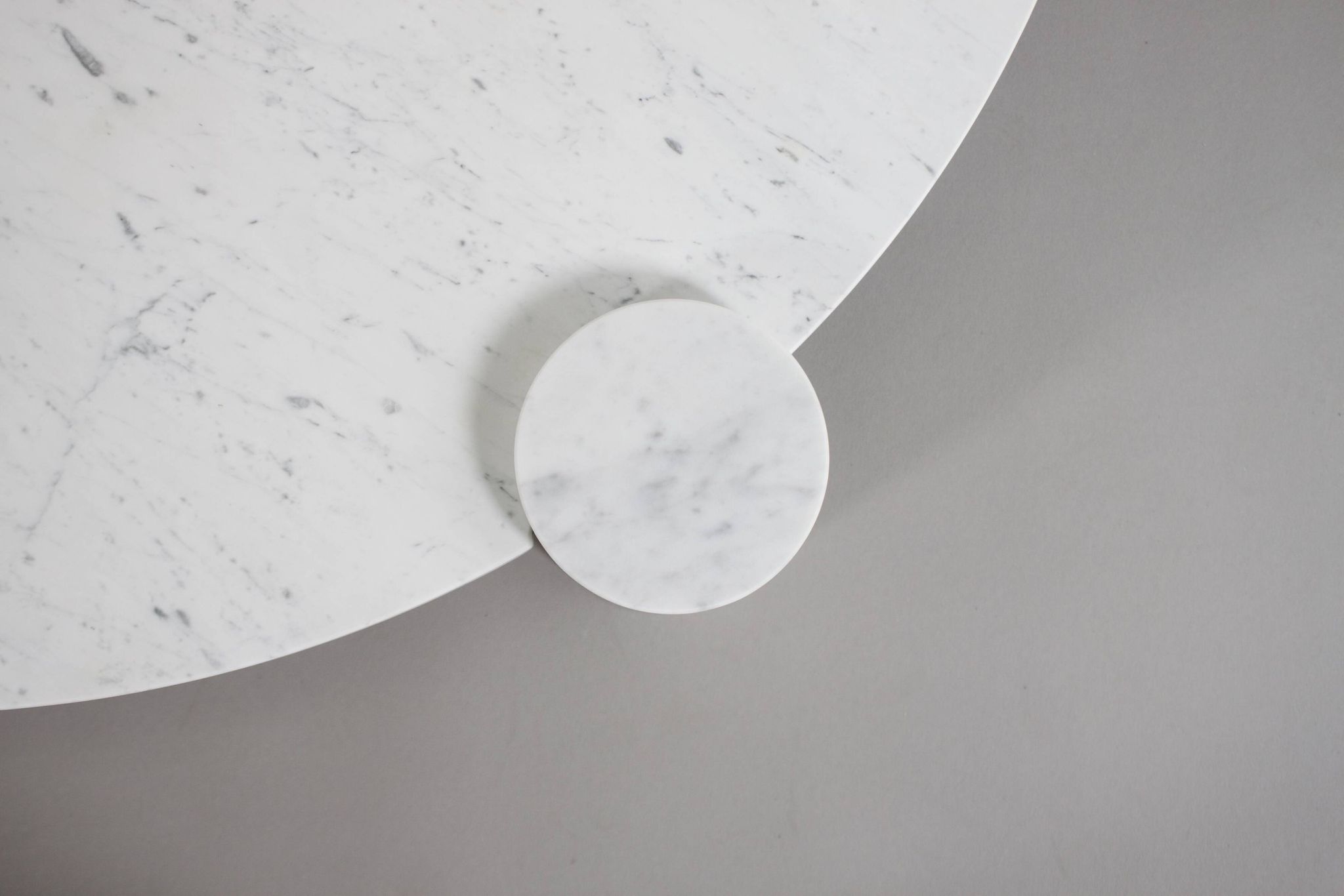 Large Impressive Carrara Marble Coffee Table Made in Italy, 1970s