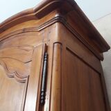 Armoire en merisier XIX, Louis XV