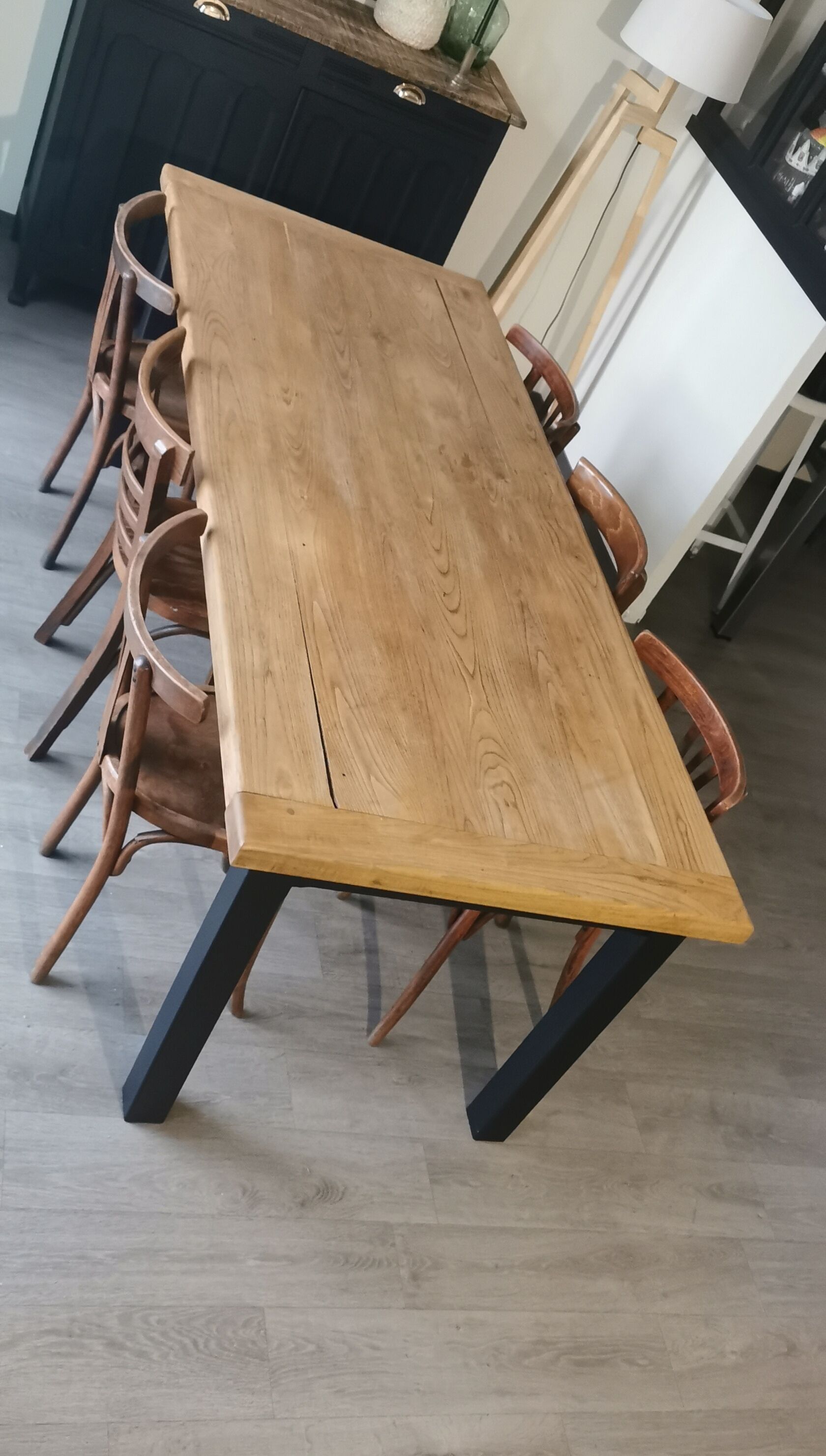 Farmhouse table