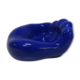 Hand empty vintage ceramic pocket