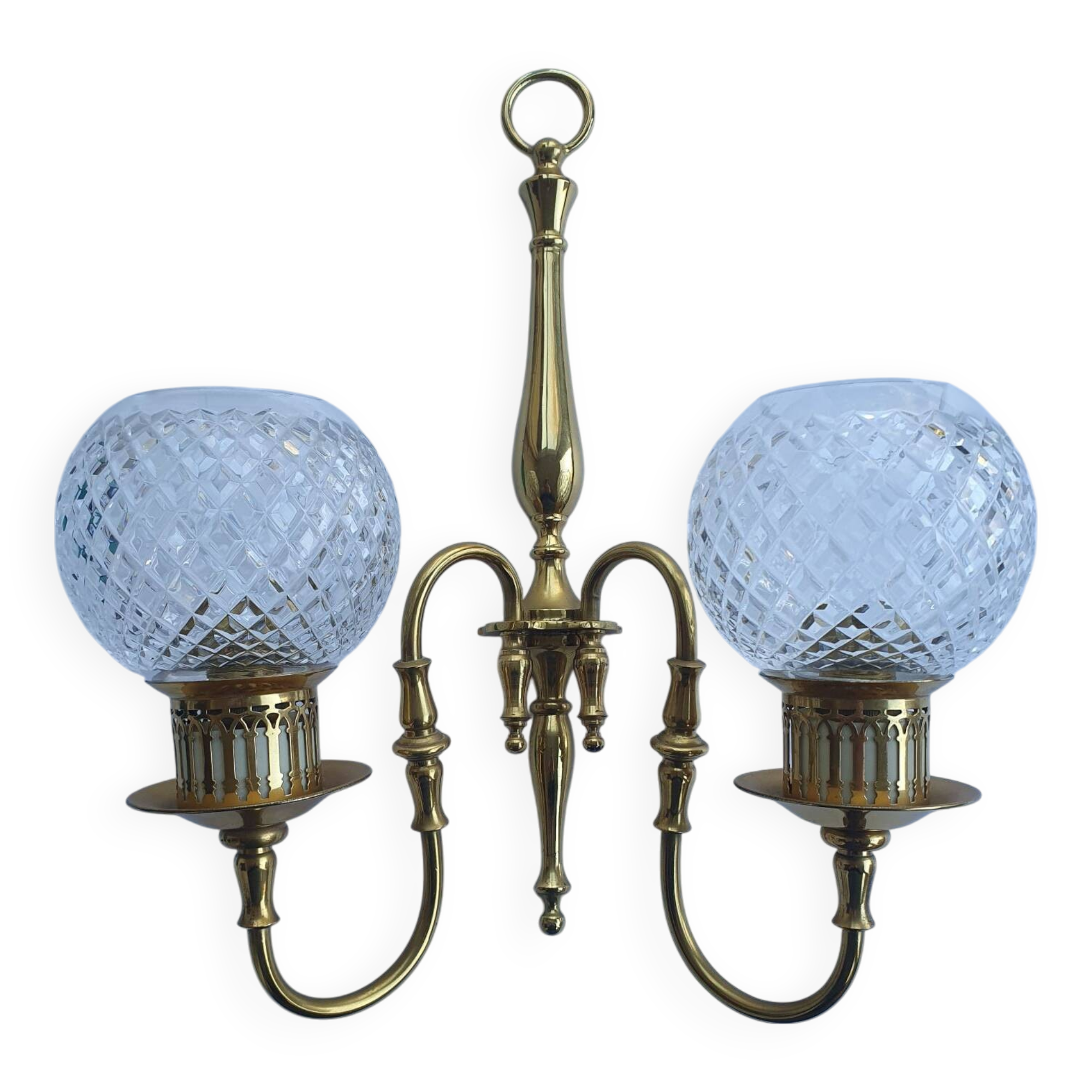 Two-light wall light gold with antique crystal globes