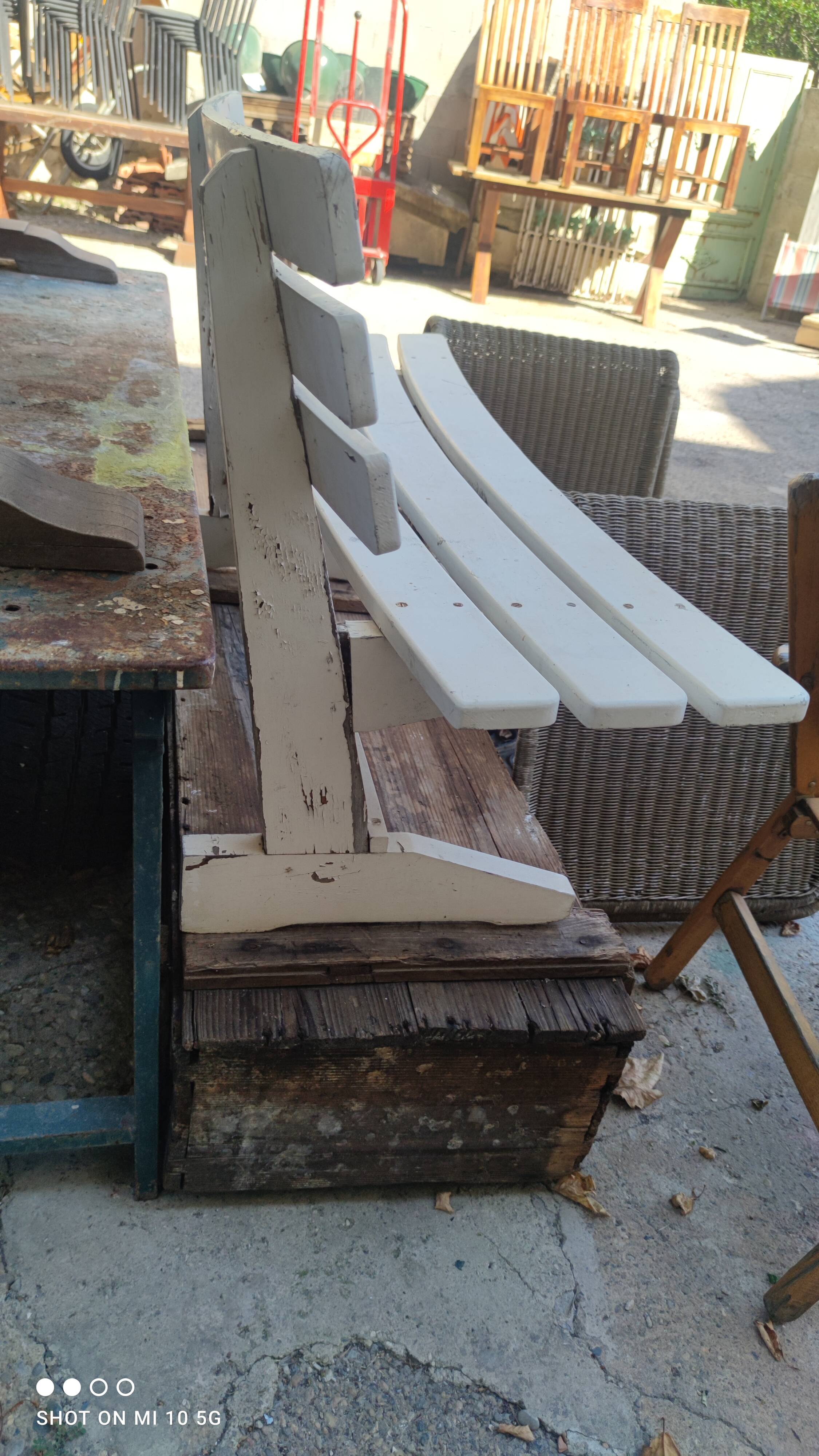 Painted wooden garden bench, circa 1950