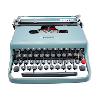 Olivetti Lettera 22 blue pastel typewriter revised new tape