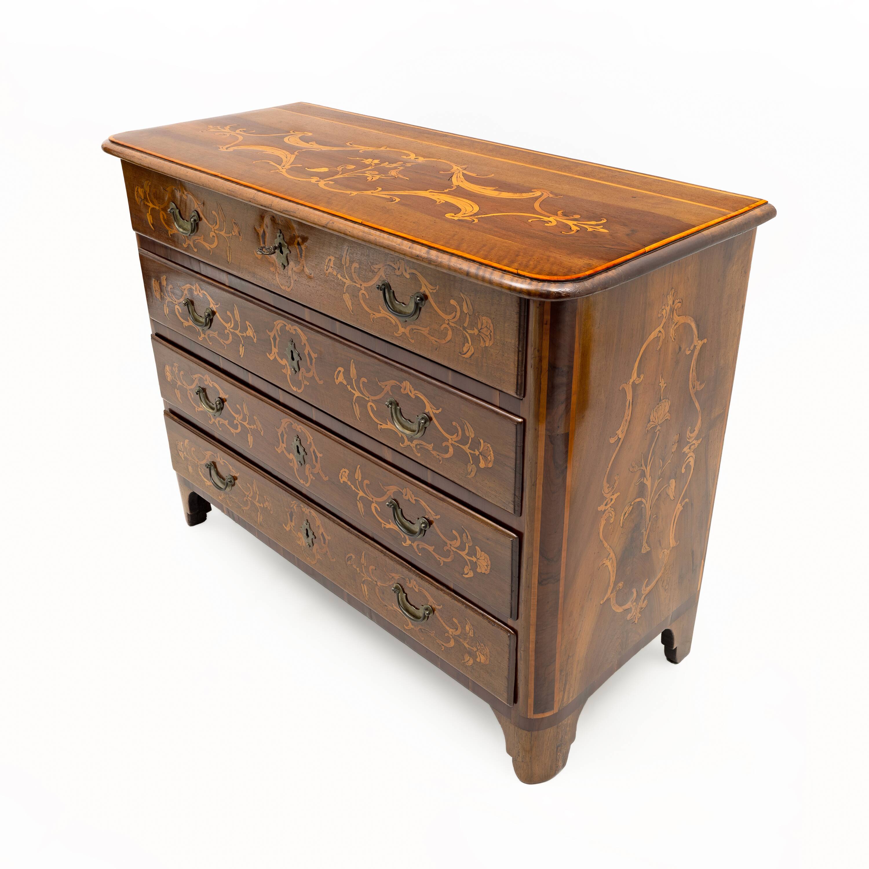 Chest of Drawers in Solid Italian Walnut with Maple Inlays, late 18th