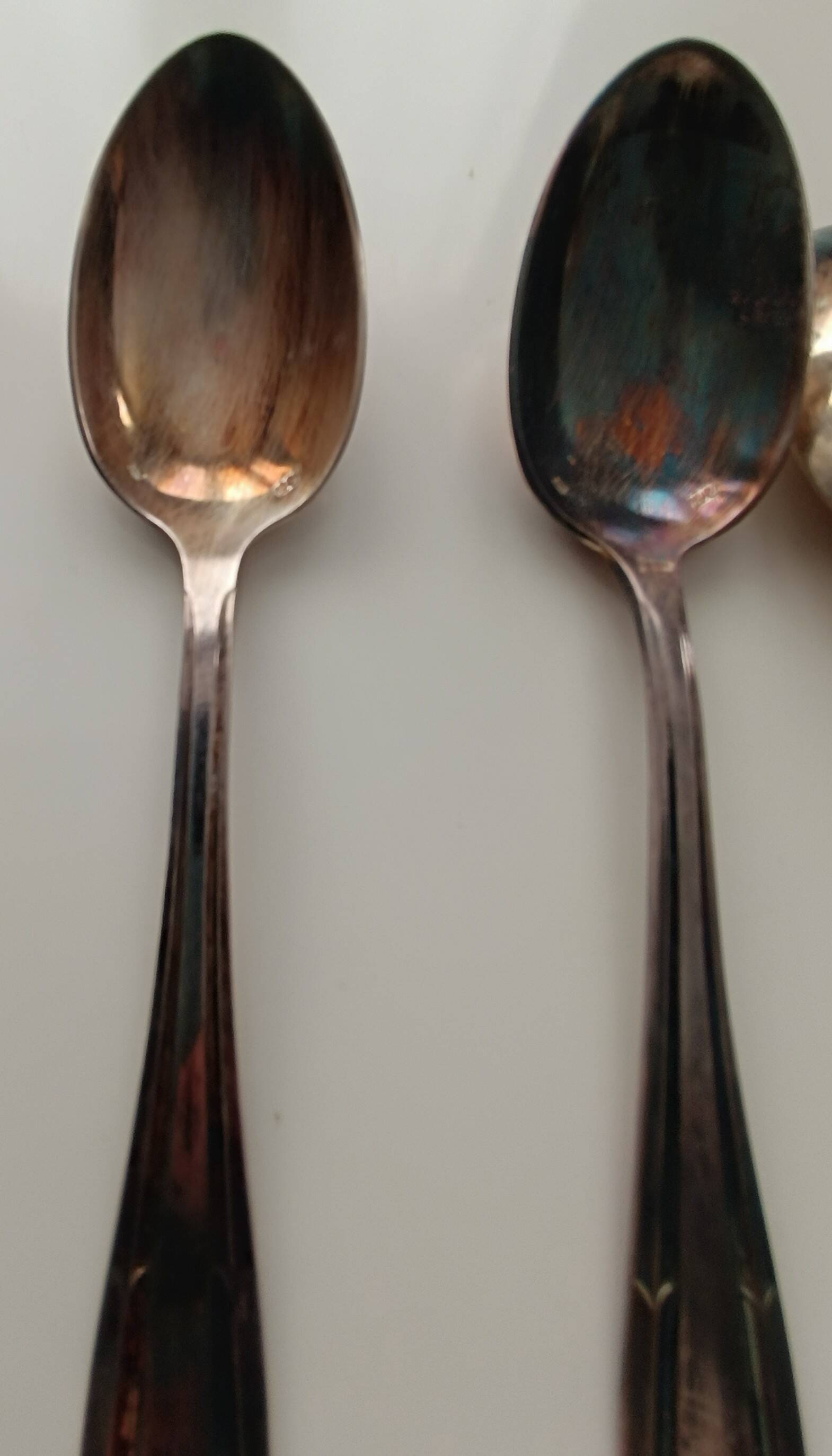 Box of 12 silver-plated metal teaspoons JM