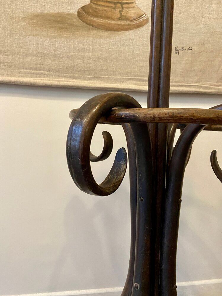 Umbrella holder in arched and dark wood