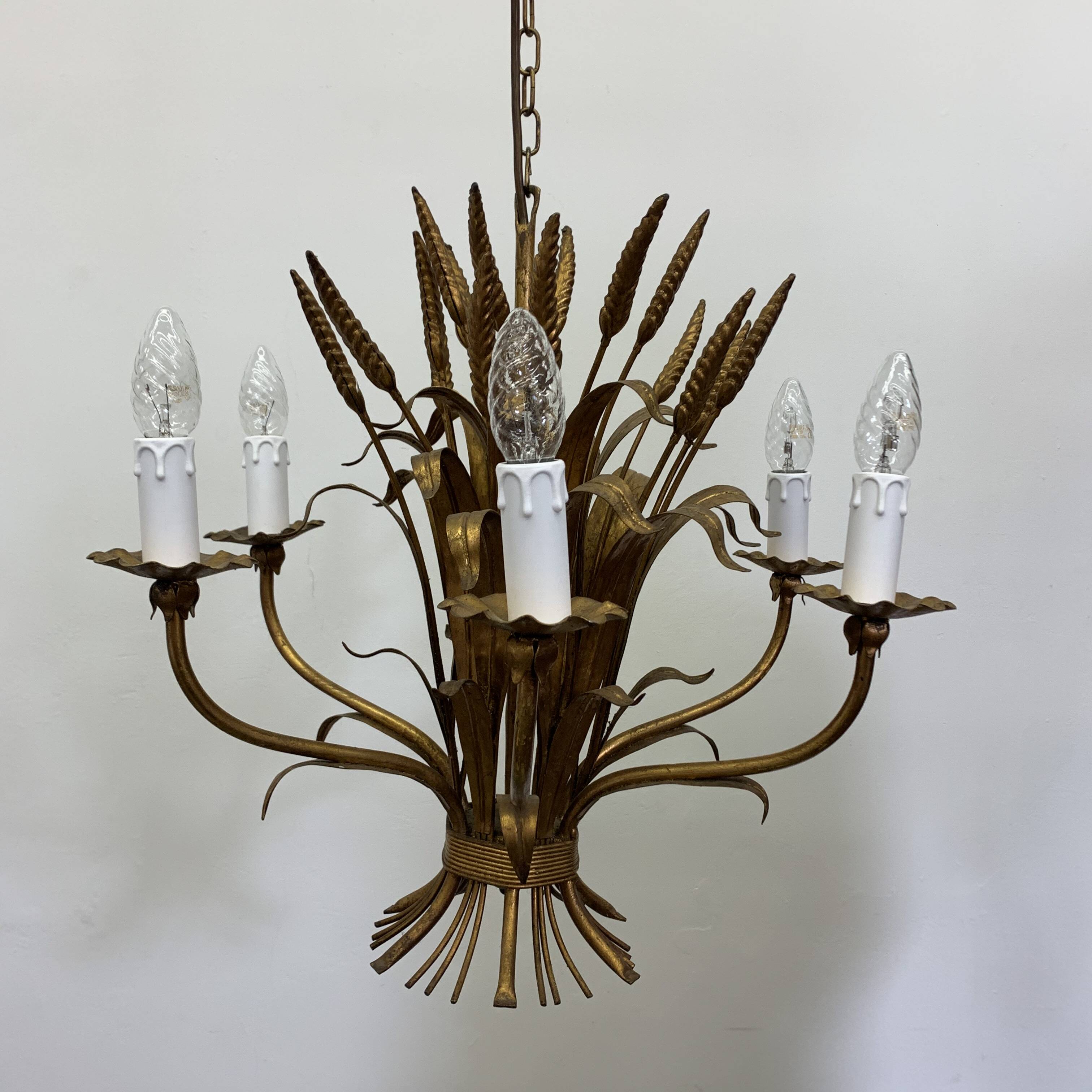 Large wheat sheaf leaf gold gilt chandelier, 1960’s