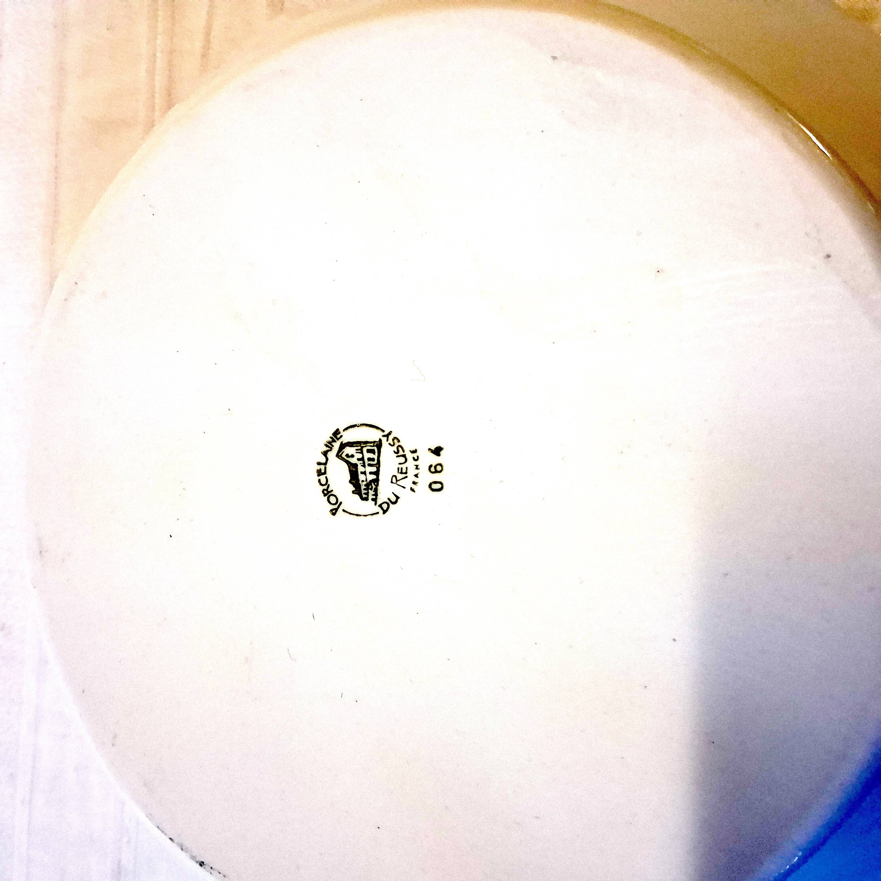 White Reussy porcelain snail dish in very good condition.