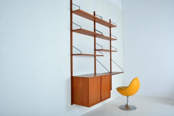 Armchair of Börje Johansson and edited by Johanson Design in Sweden Datant of the 1960s