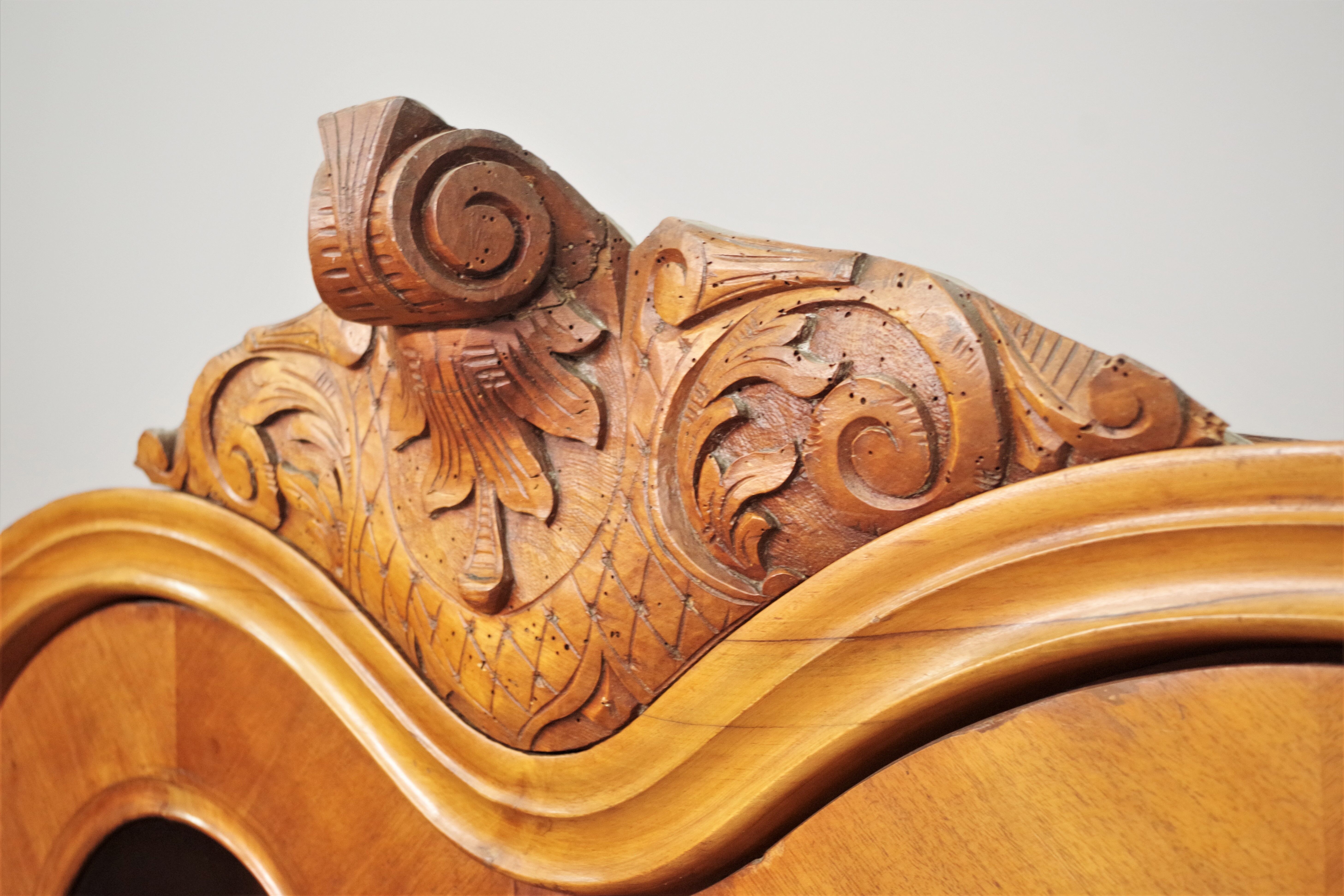 Showcase in fir wood and carved walnut, early 1900s