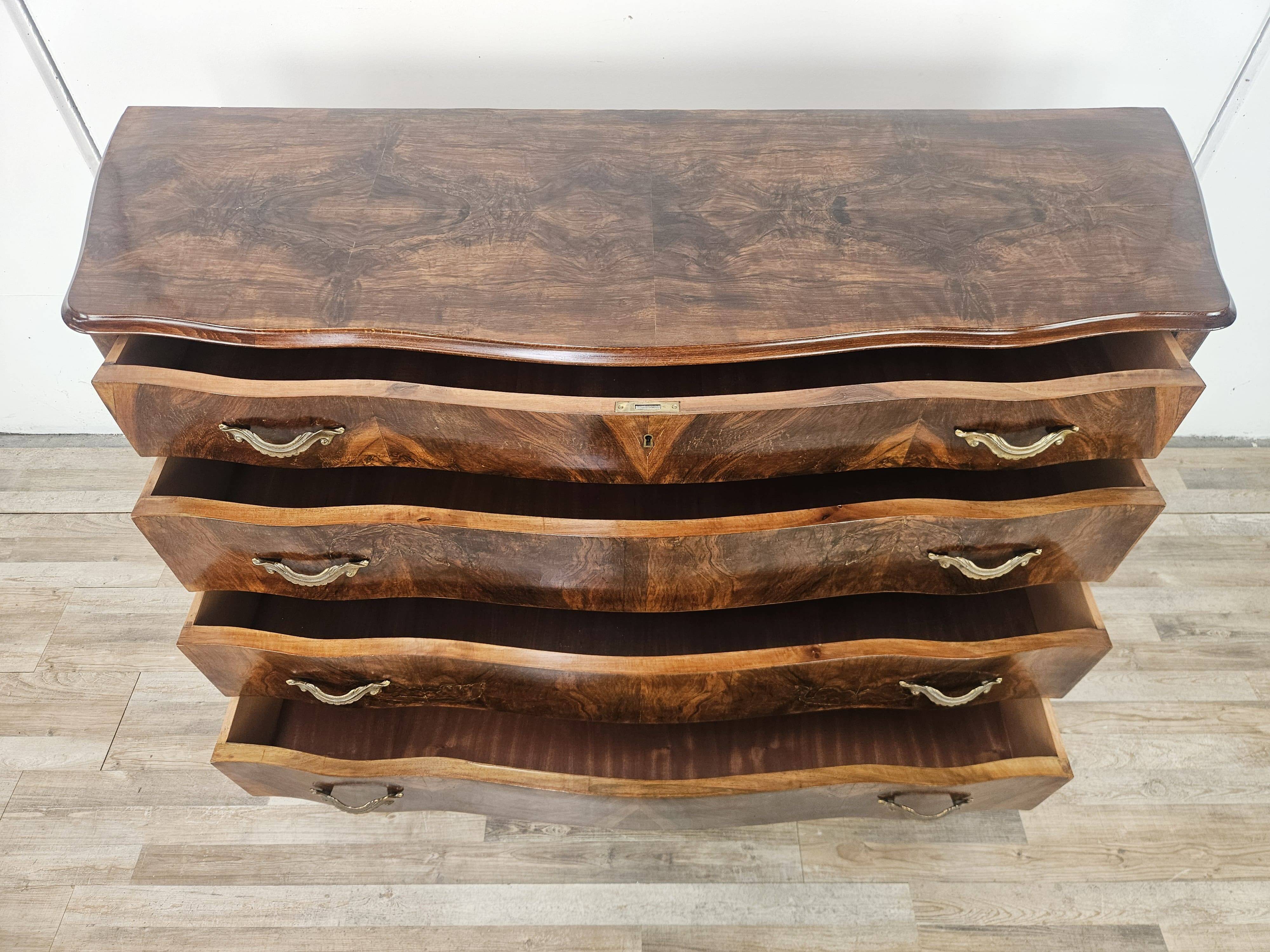 Chippendale chest of drawers in walnut burl, 1940s