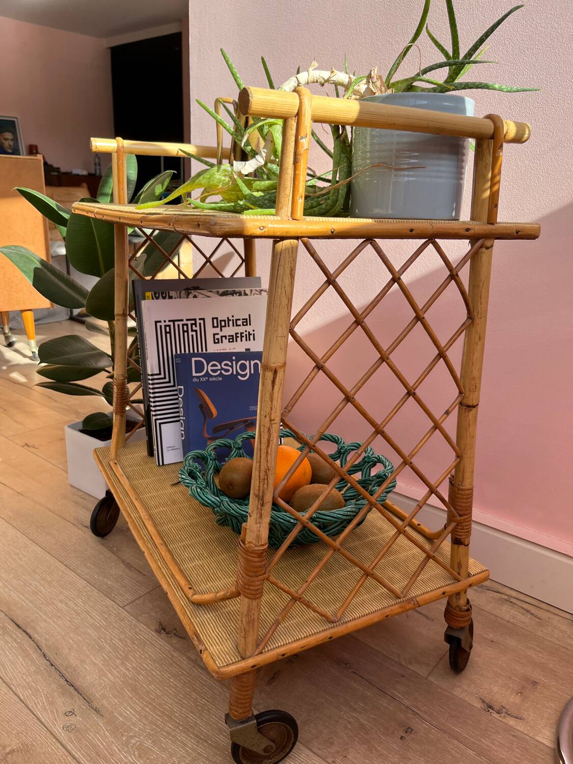 Rolling side table, serving cart, vintage rattan and wicker 60.