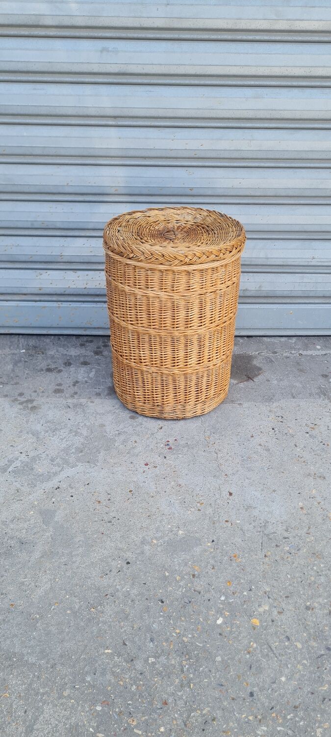 Wicker basket