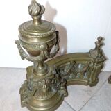 Paire de chenets en bronze de style Louis XVI - époque Napoléon III - XIXe siècle