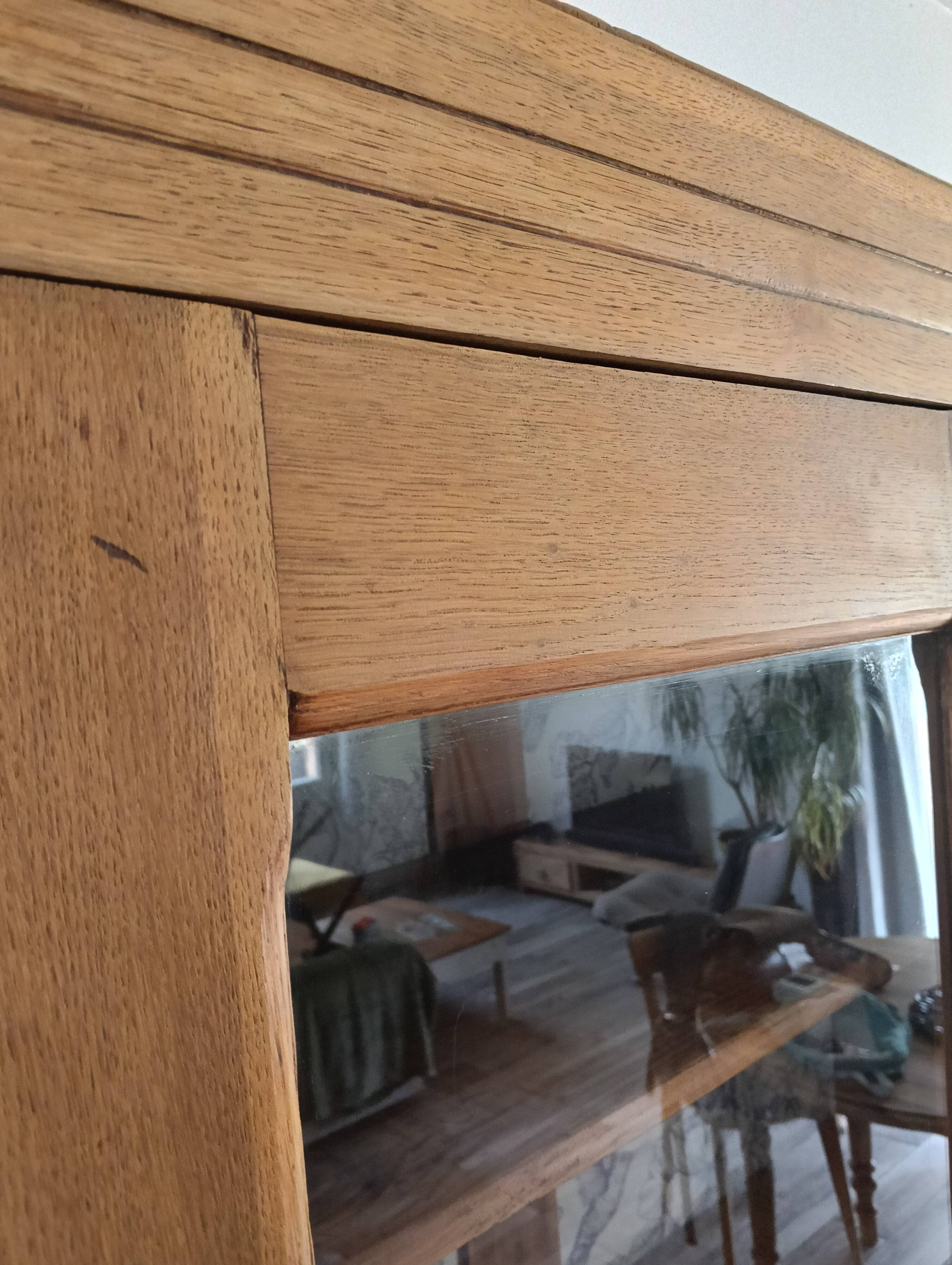 Parisian display cabinet in solid oak