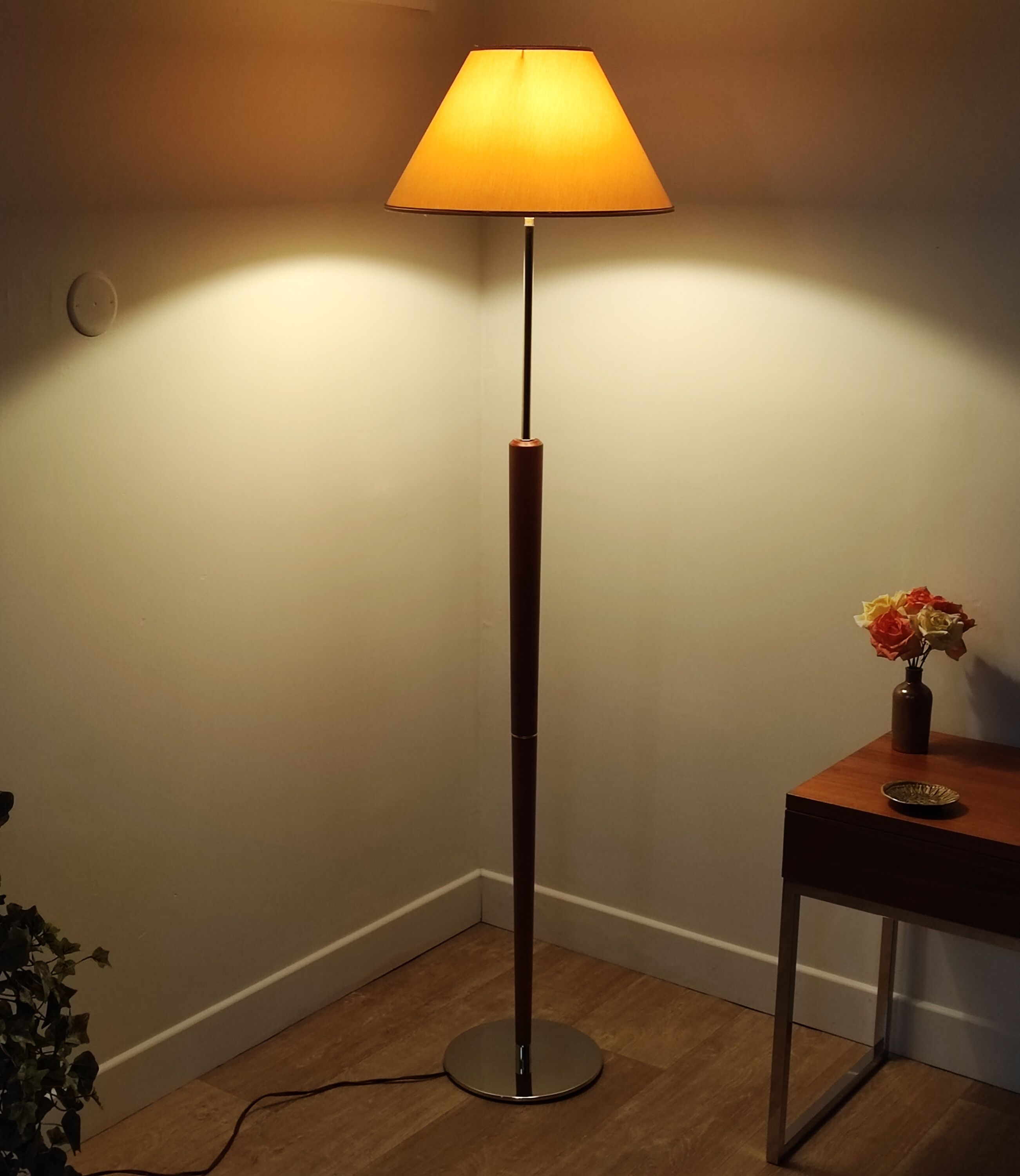 Vintage floor lamp 80'