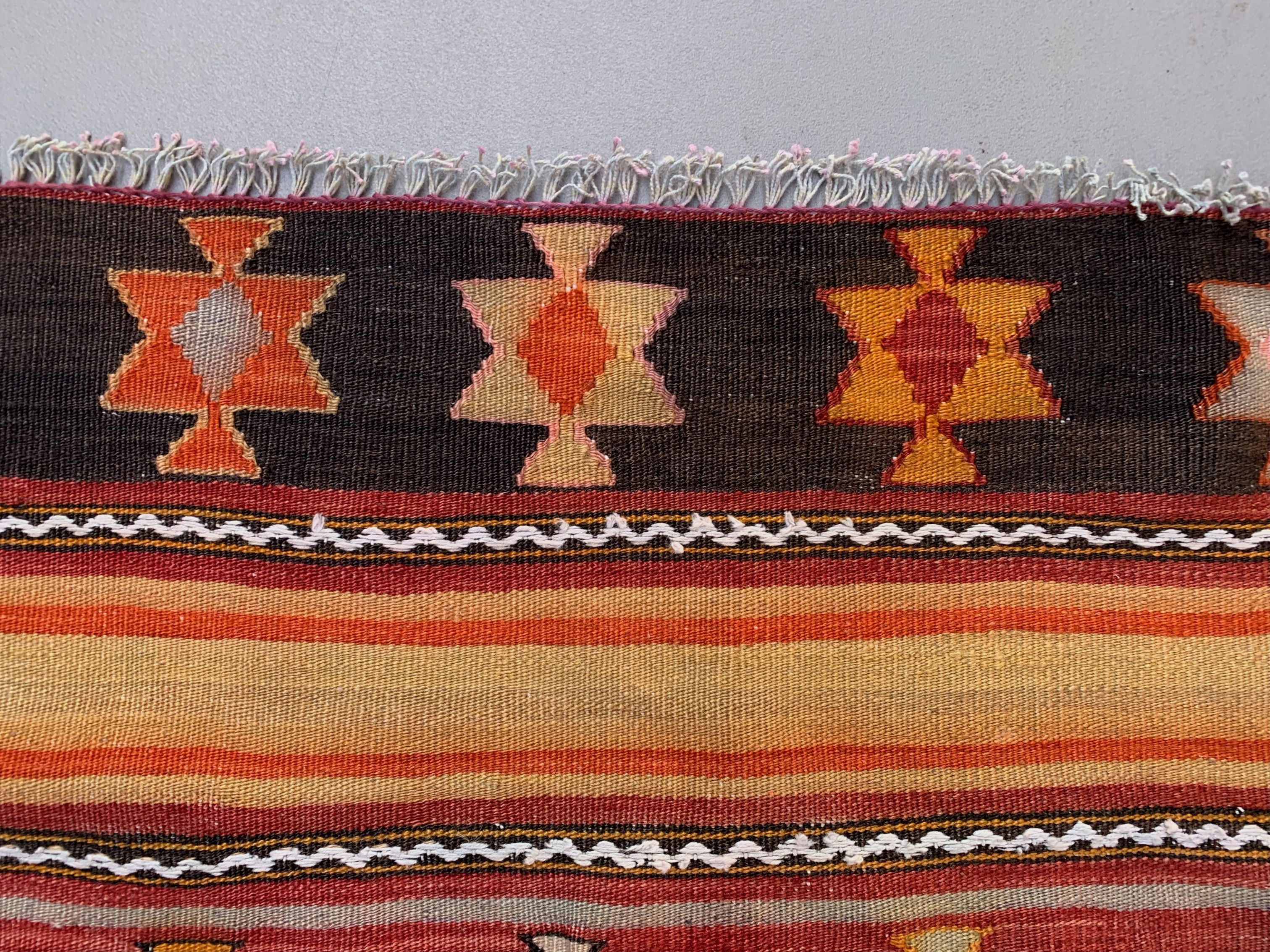 Medium Vintage Turkish Kilim Rug 110x97 cm Wool Kelim, Square