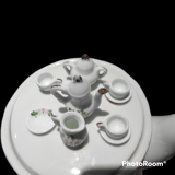 Teapot with pink floral pattern